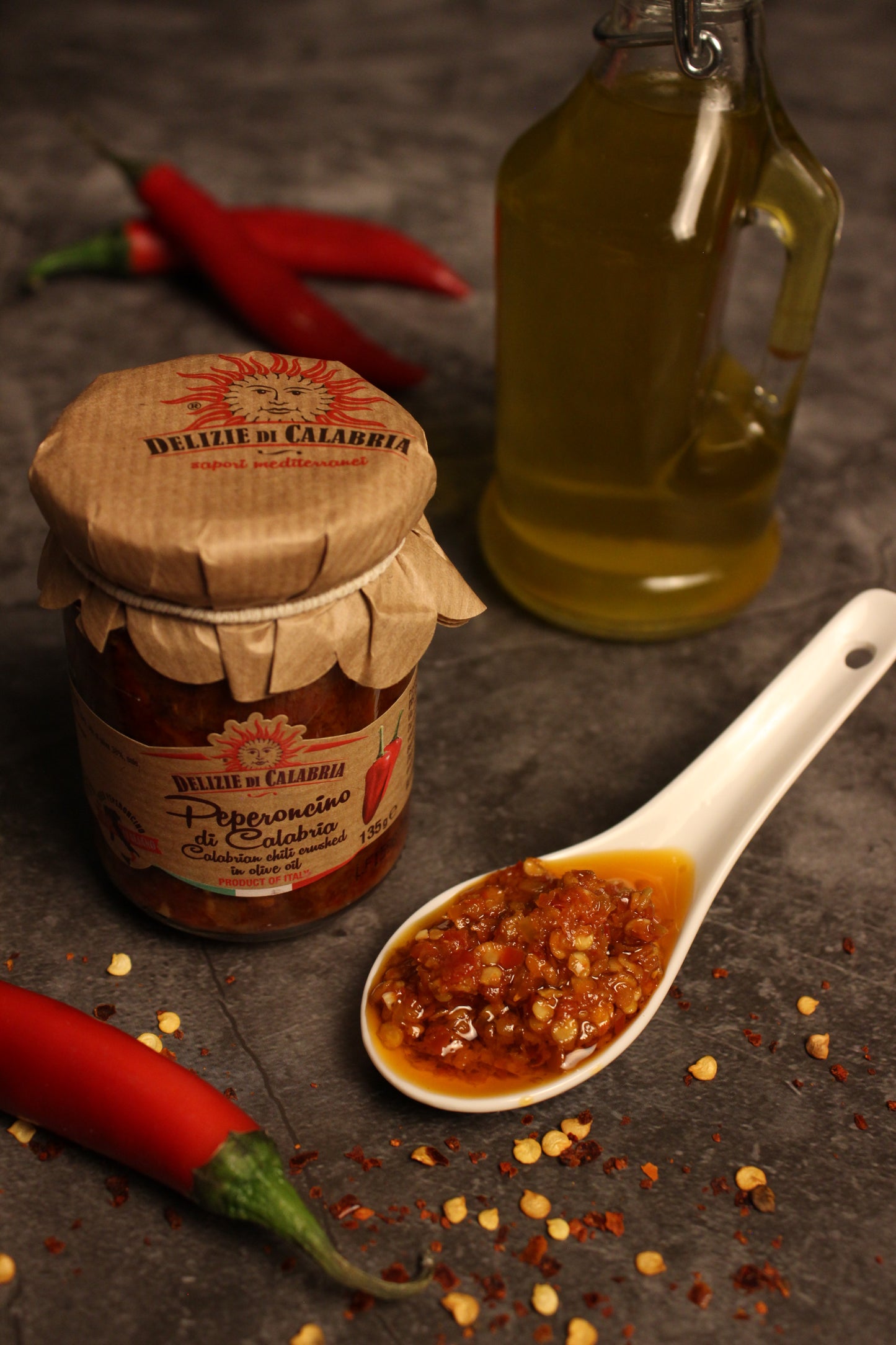 Chili in Olivenöl - Delizie di Calabria - Peperoncino
