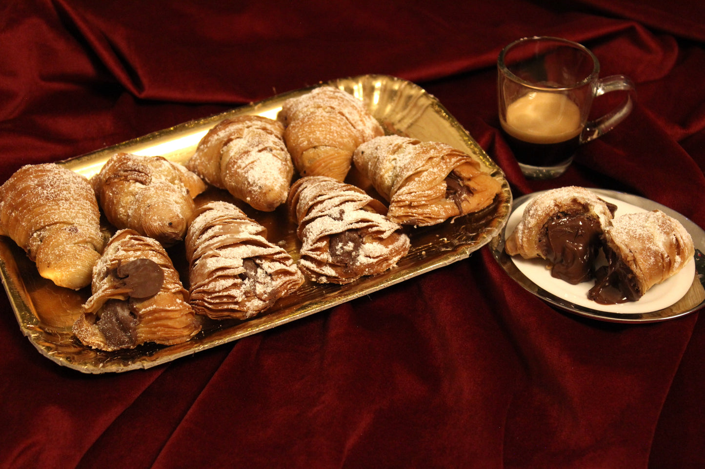 Aragostine mit Schokoladencreme-Füllung